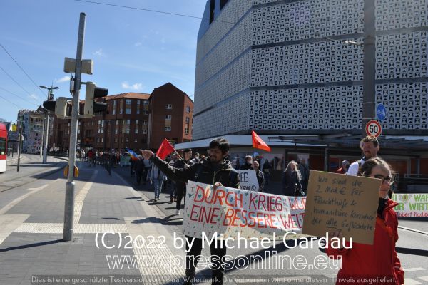 braunschweig-ostermarsch-2022-65668D268D-3B4C-925B-F916-BD34E3CF9EF9.jpg